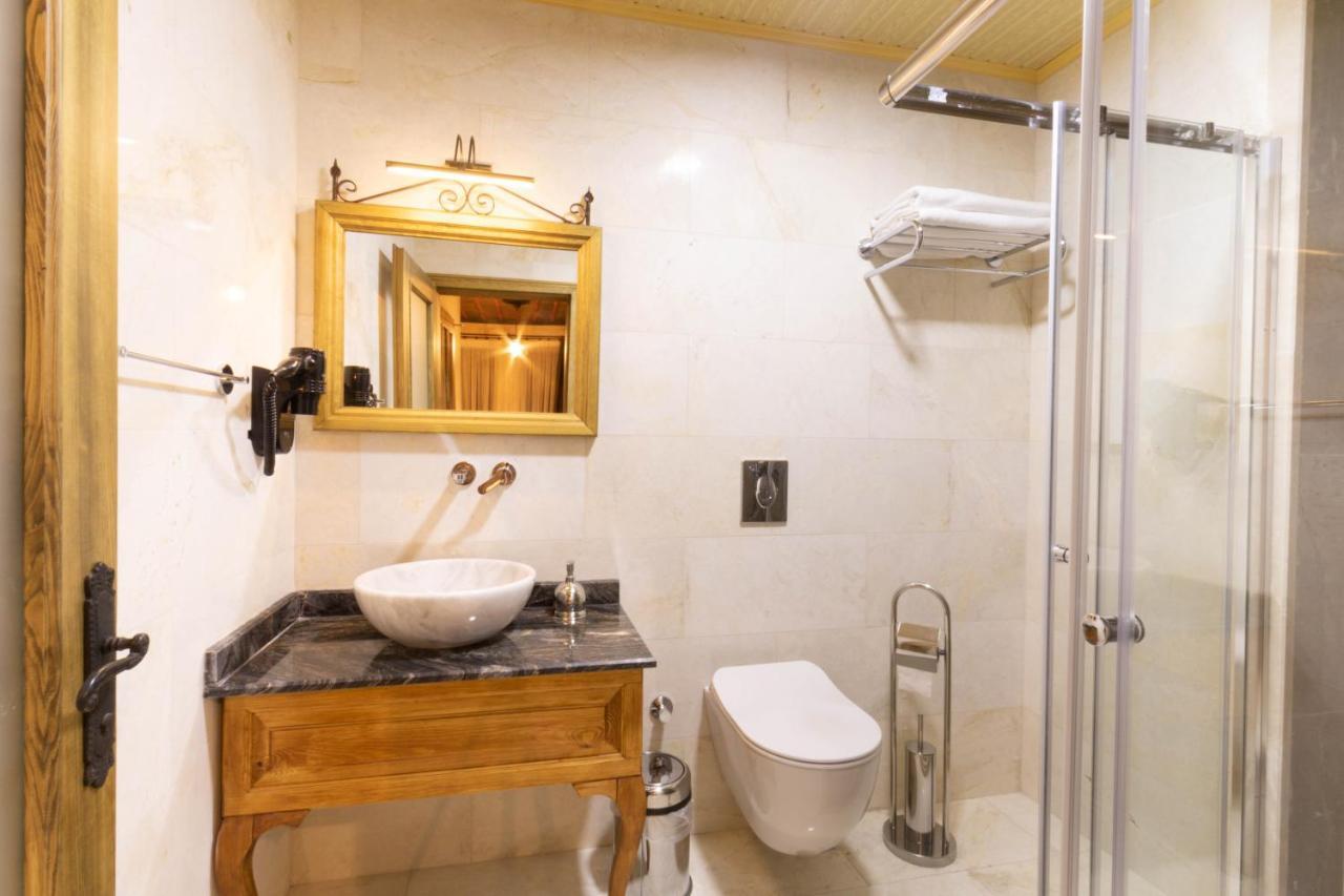 גורמה Sapphire Stone Hotel מראה חיצוני תמונה